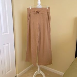 NWT Athleta Balance Pant, Tan, S